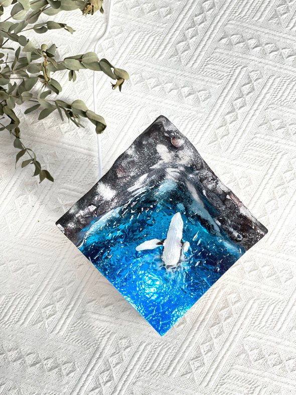 Whale Breaching Wood Night light, Humpback whale Jumping out of Water, Home decor, Christmas gift, Halloween gift, Mother day gift